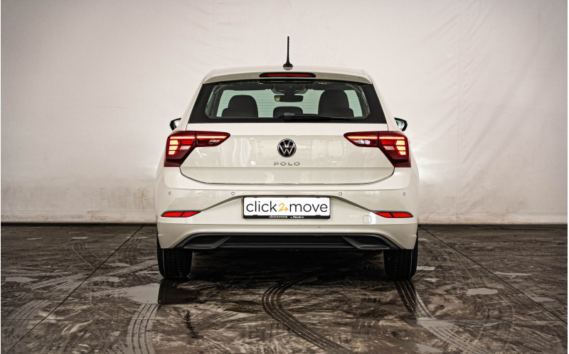VOLKSWAGEN Polo