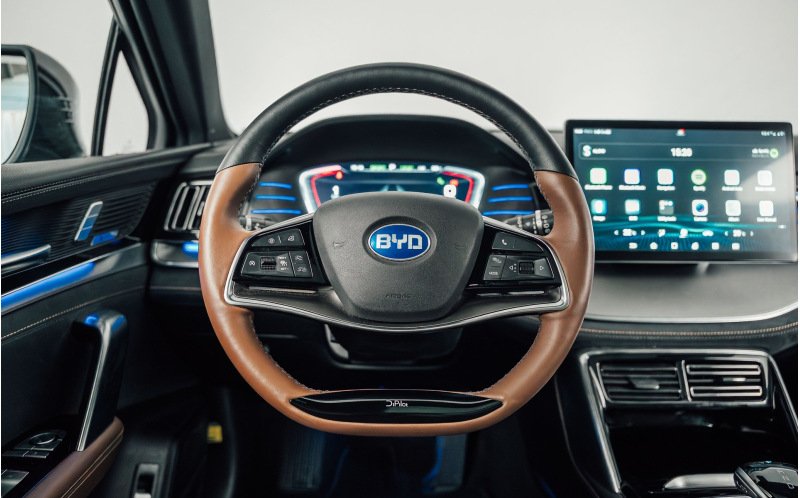 BYD Tang
