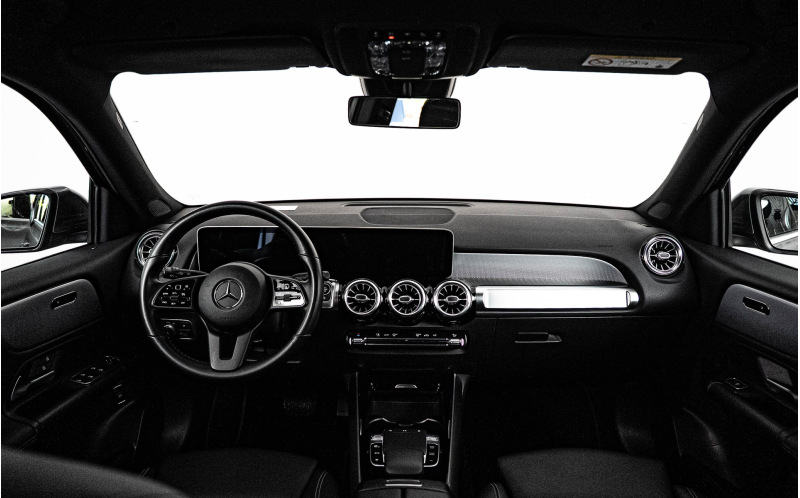 MERCEDES-BENZ GLB 180