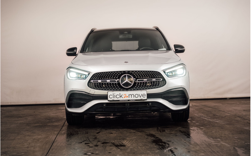 MERCEDES-BENZ GLA 180