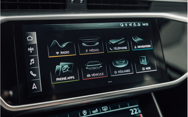 AUDI A6