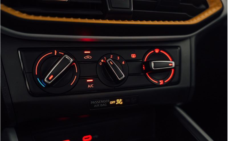 SEAT 