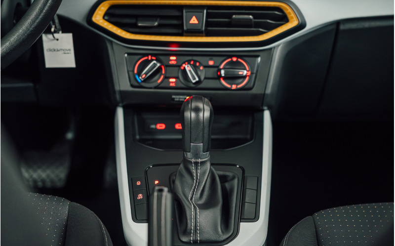 SEAT 