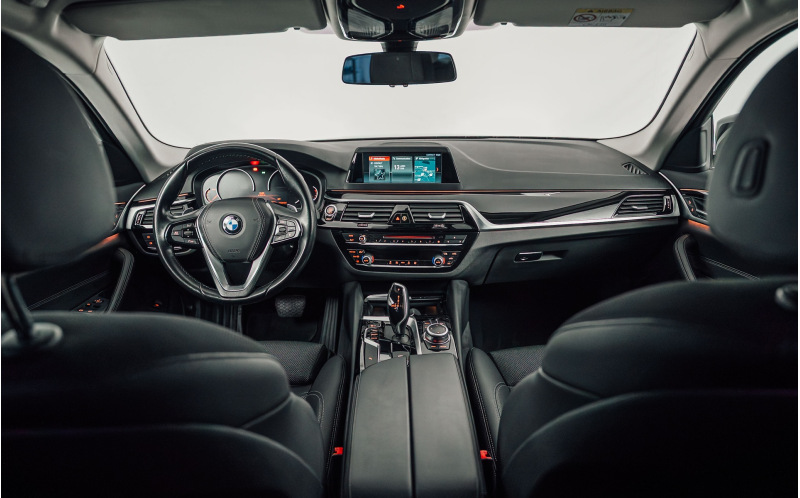 BMW 518