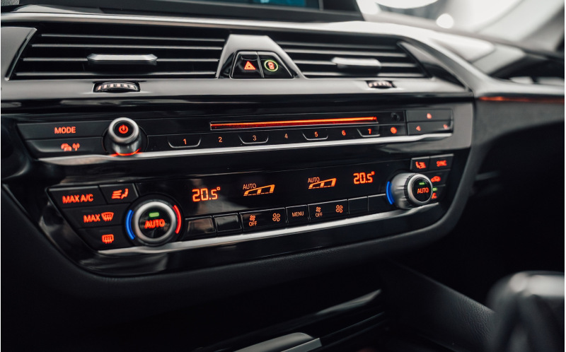 BMW 518