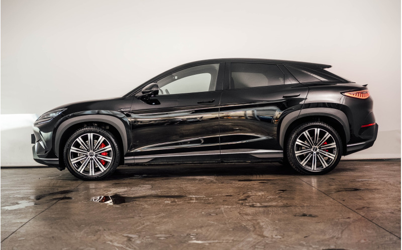 BYD Sealion 7