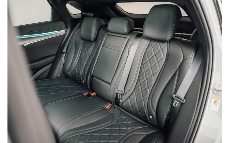 BYD Sealion 7