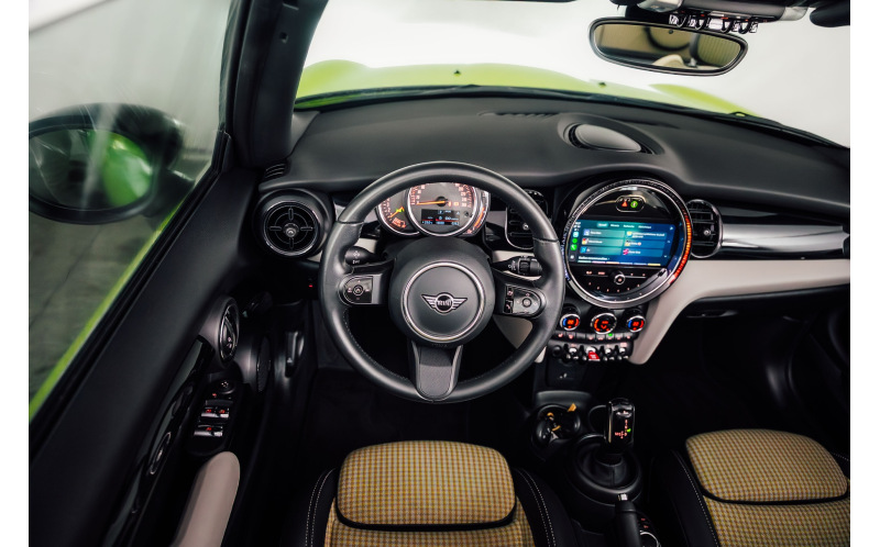 MINI Cooper Cabrio