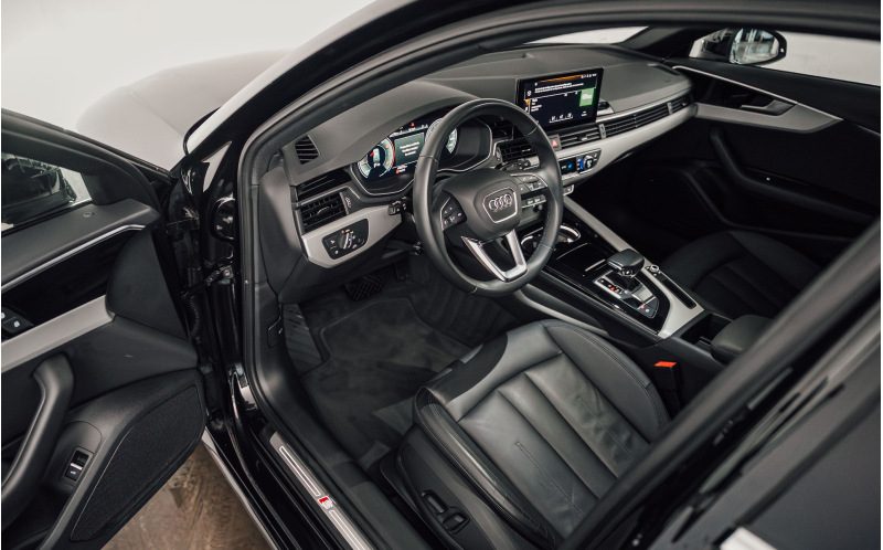 AUDI A4