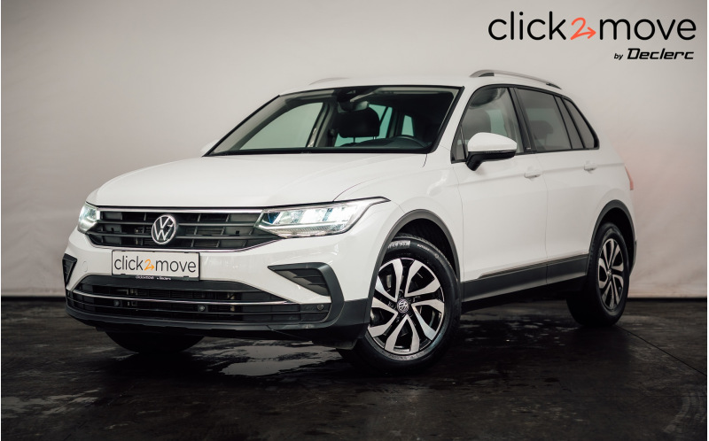 VOLKSWAGEN Tiguan