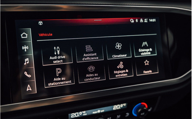 AUDI Q3