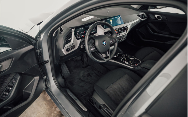 BMW 118