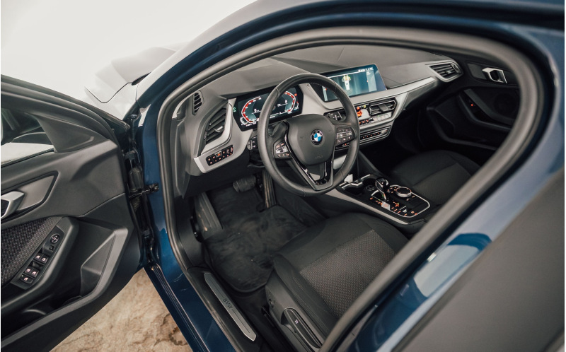 BMW 118