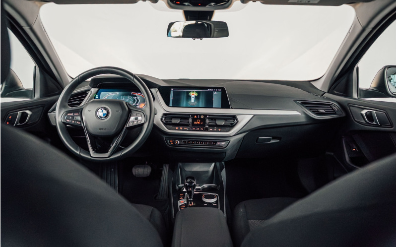 BMW 118