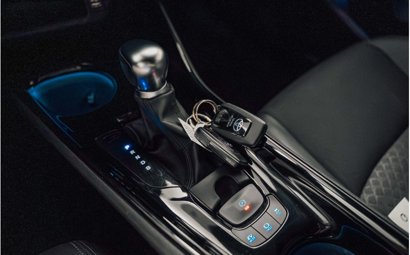 TOYOTA C-HR