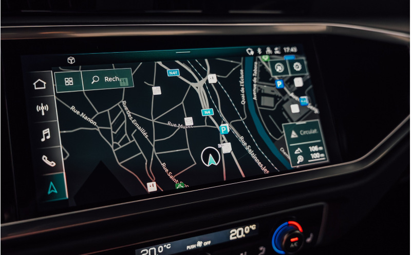 AUDI Q3