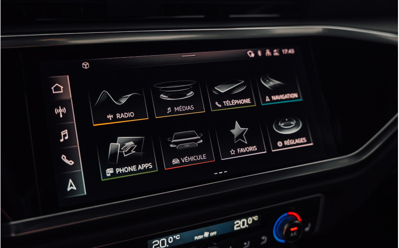 AUDI Q3